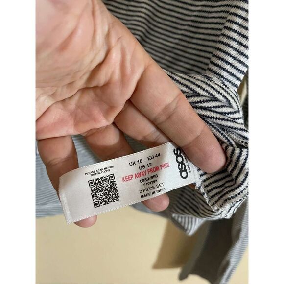 ASOS Womens Croped Top Sz 12 Striped Long Sleeve NWT - Picture 3 of 7